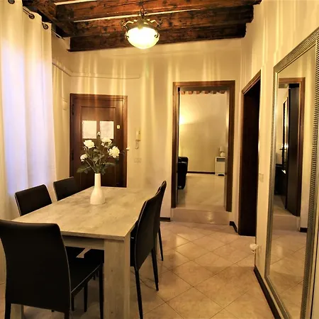 And Spacious Venedig